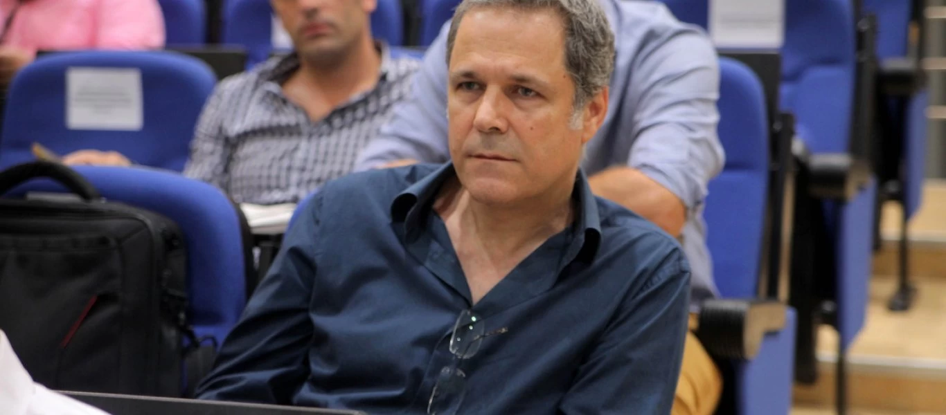 Καινοτόμες απόψεις περί υιοθεσίας παιδιών από ομοφύλους του «δεξιού» Τζήμερου